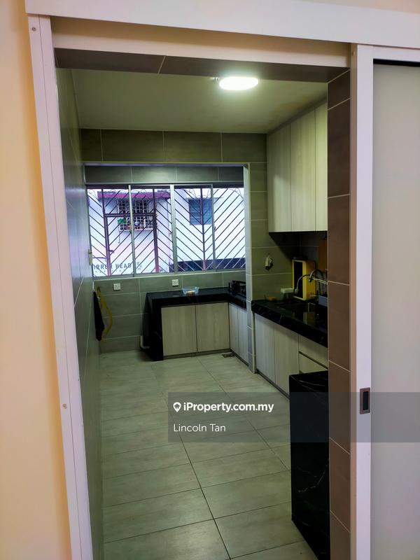 Rumah Pangsa untuk Disewa di Happy Garden Flat oleh Lincoln Tan - iProperty.com.my