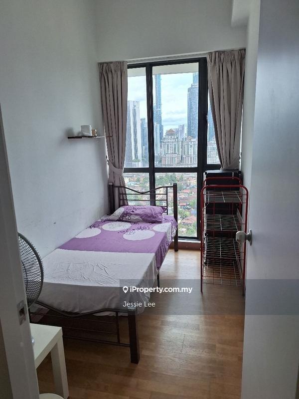 Kediaman Servis untuk Dijual di Setia SKY Residences oleh Jessie Lee - iProperty.com.my