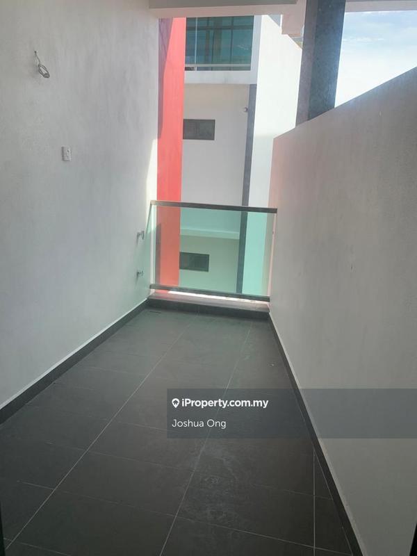 Rumah Berangkai 4.5 Tingkat untuk Dijual di UL Residence, Ayer Itam oleh Joshua Ong - iProperty.com.my
