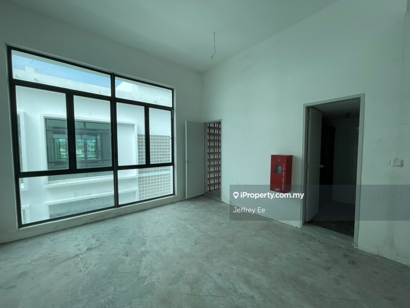 For Sale - Below Market 500k Adjoining Unit USJ Garden Shoppe