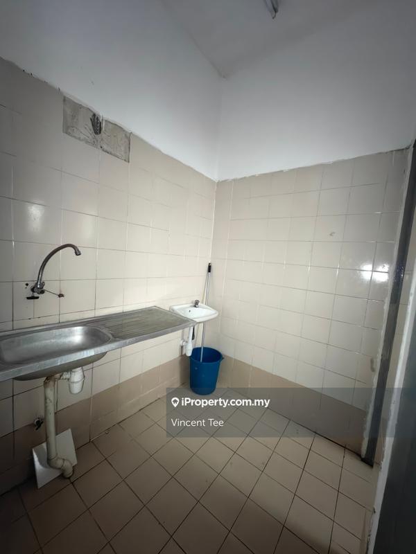 For Rent - Ground Floor Shop 22 x 65 Taman Subang Mas Subang Jaya