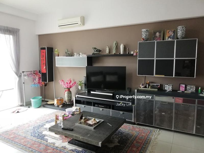 Kediaman Servis untuk Dijual di Subang Olives Residence oleh Jacky Lin - iProperty.com.my