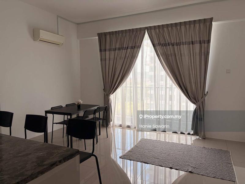 Pangsapuri untuk Dijual di Casa Kayangan oleh Hanie Sawarin - Dining Room - iProperty.com.my