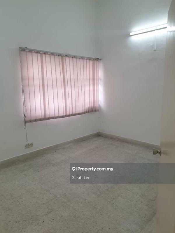 Bungalow House for Sale in Taman Bandaraya, Bangsar by Sarah Lim - iProperty.com.my