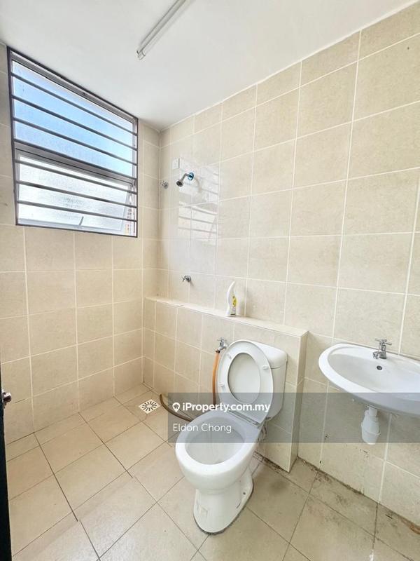 Rumah Berangkai 3 Tingkat untuk Dijual di Taman Bangi Avenue, Bangi oleh Eldon Chong - iProperty.com.my