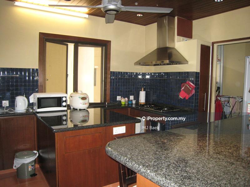 For Sale - Angkupuri Condominium