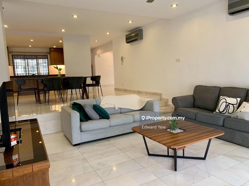 For Rent - Merak Kayangan Court