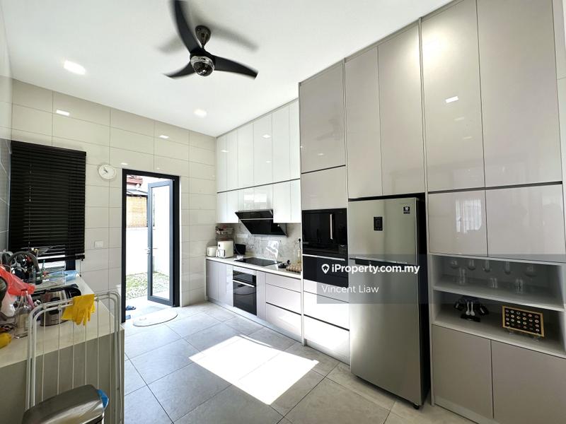 Bungalow House for Sale in 28 residency, Kota Damansara by Vincent Liaw - iProperty.com.my
