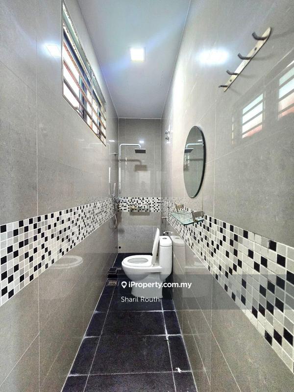 Bungalow House for Sale in Taman Ampang Utama, Ampang by Sharil Routh - iProperty.com.my