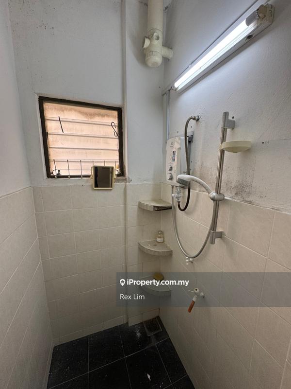 Pangsapuri untuk Dijual di Puchong Utama Court 2 oleh Rex Lim - iProperty.com.my