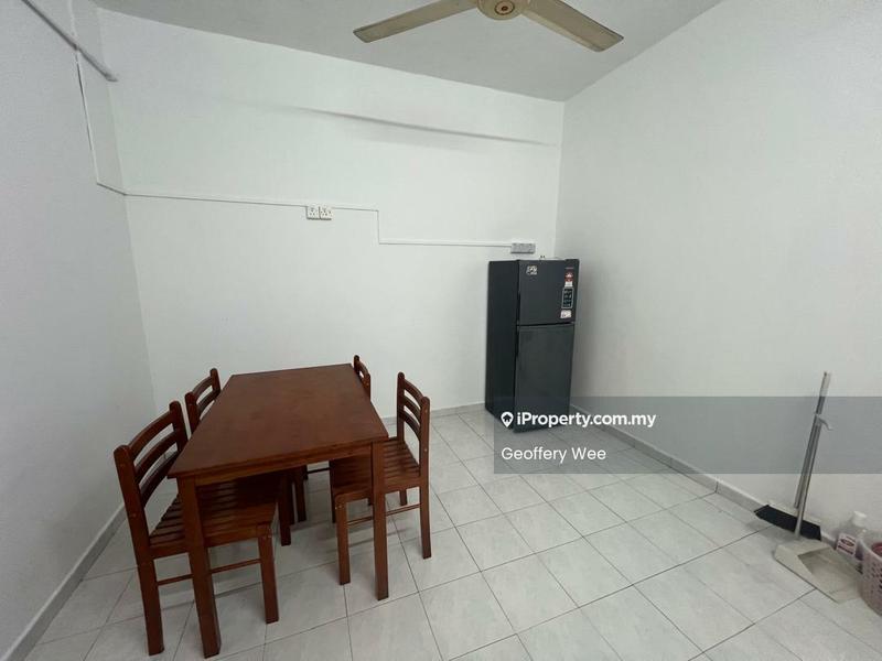Pangsapuri untuk Disewa di Pangsapuri Bakti oleh Geoffery Wee - Dining Room - iProperty.com.my
