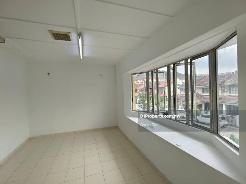 Rumah Teres 2-Tingkat untuk Dijual di Taman Sri Sinar, Segambut oleh Oscar Tan - iProperty.com.my