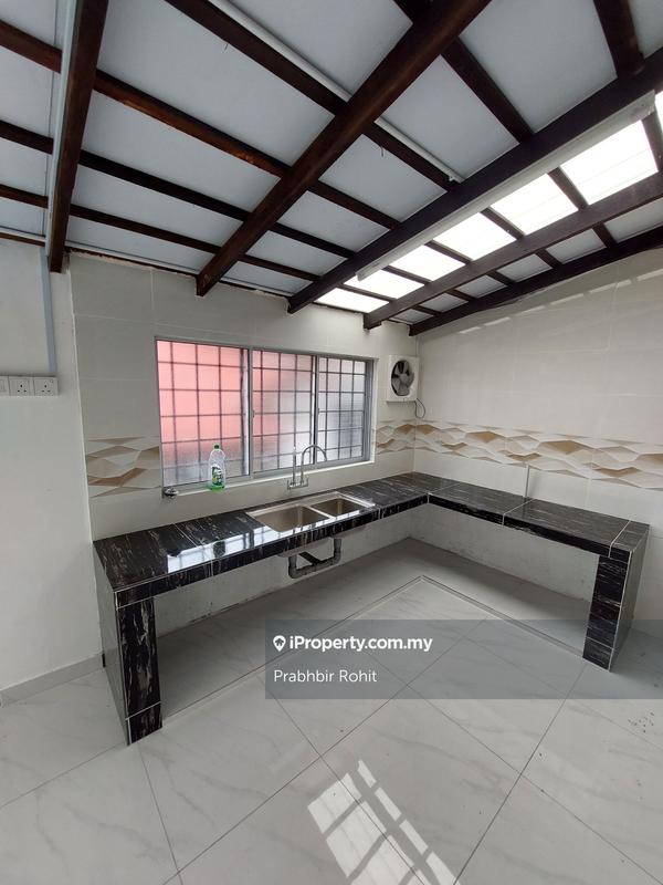 1-storey Terraced House untuk Disewa di Petaling Jaya, Petaling Jaya oleh Prabhbir Rohit - iProperty.com.my