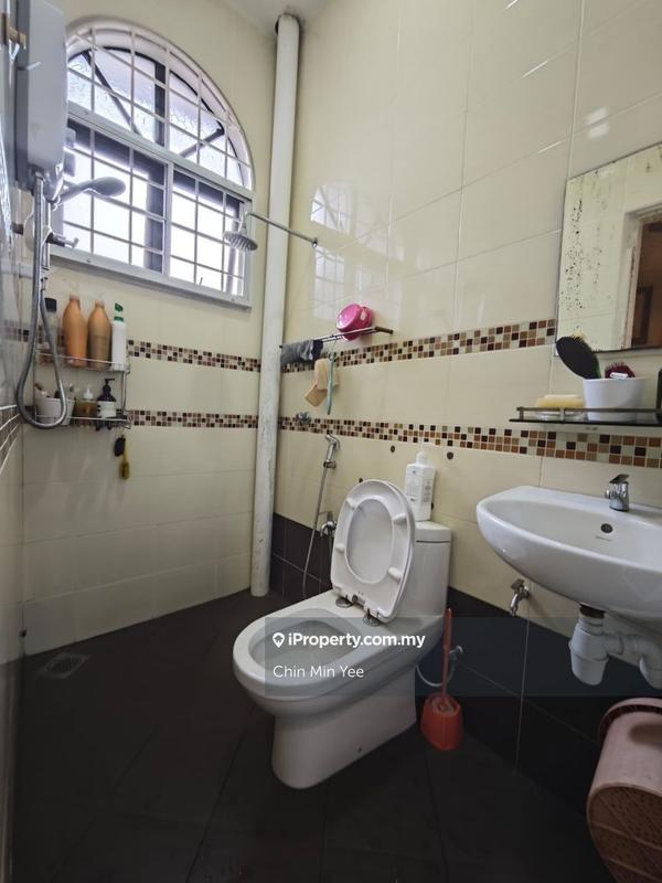 1-storey Terraced House for Sale in Taman Semabok Jaya, Semabok by Chin Min Yee - iProperty.com.my