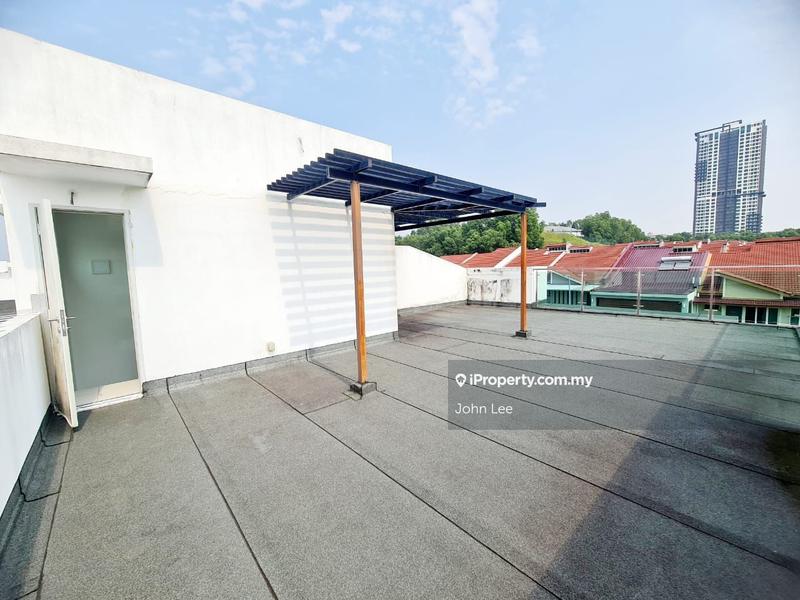 Semi-Detached House for Sale in TAMAN PUCHONG UTAMA, Puchong by John Lee - iProperty.com.my