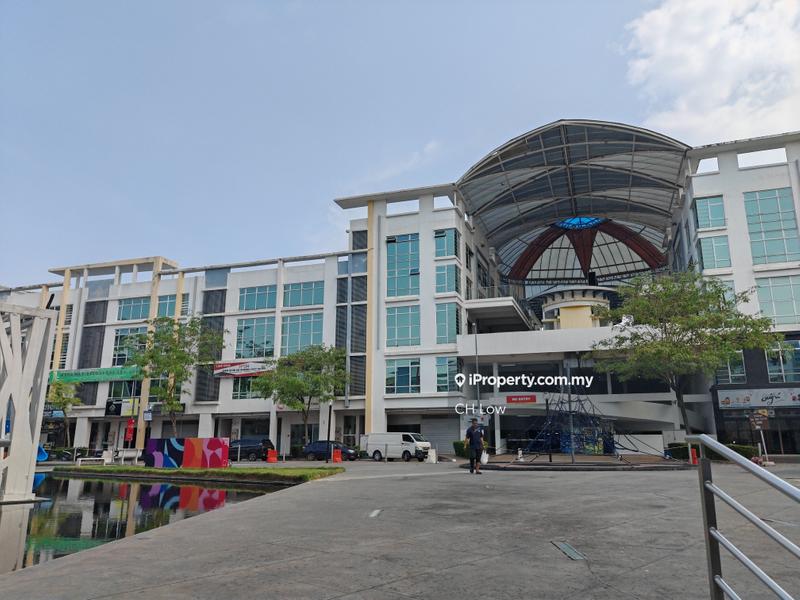 Shop / Office untuk Disewa di Bandar Putra Permai, Seri Kembangan oleh CH Low - iProperty.com.my