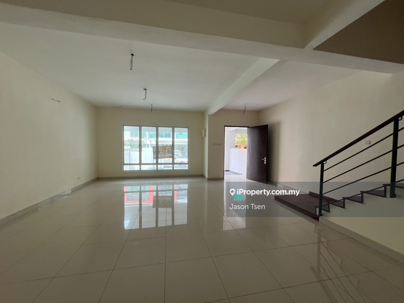 2.5-storey Terraced House for Sale in Taman Suria Tropika, Seri Kembangan by Jason Tsen - iProperty.com.my