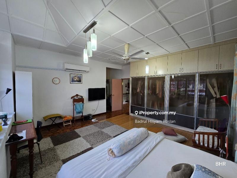 Banglo untuk Dijual di Bandar Seri Putra, Bangi oleh Badrul Hisyam Roslan - iProperty.com.my