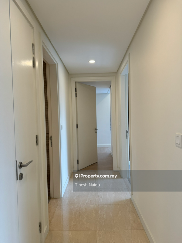 Kediaman Servis untuk Dijual di The Sentral Residences oleh Tinesh Naidu - iProperty.com.my