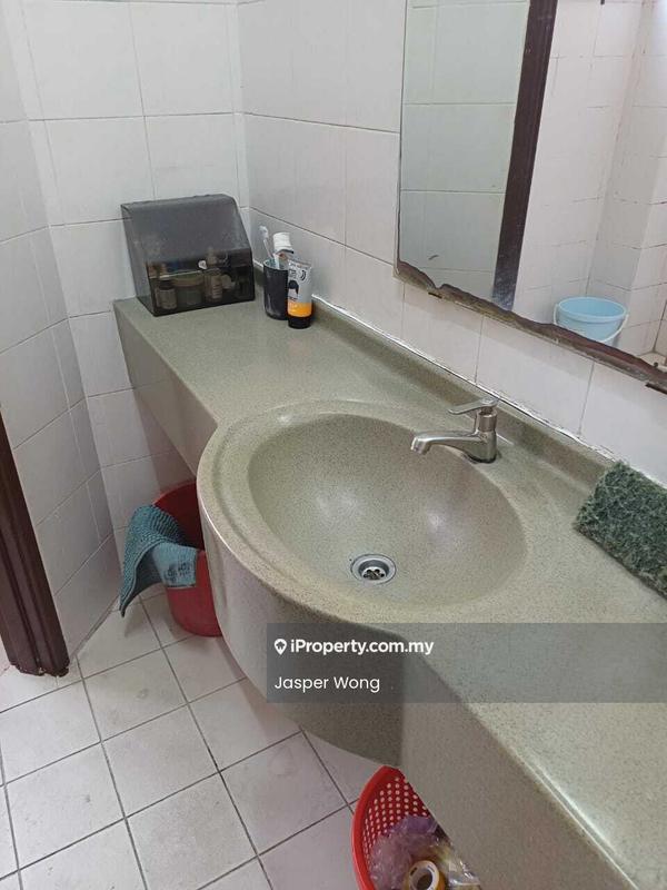 2-storey Terraced House for Sale in Bandar Utama 7, Bandar Utama by Jasper Wong - Bathroom - iProperty.com.my