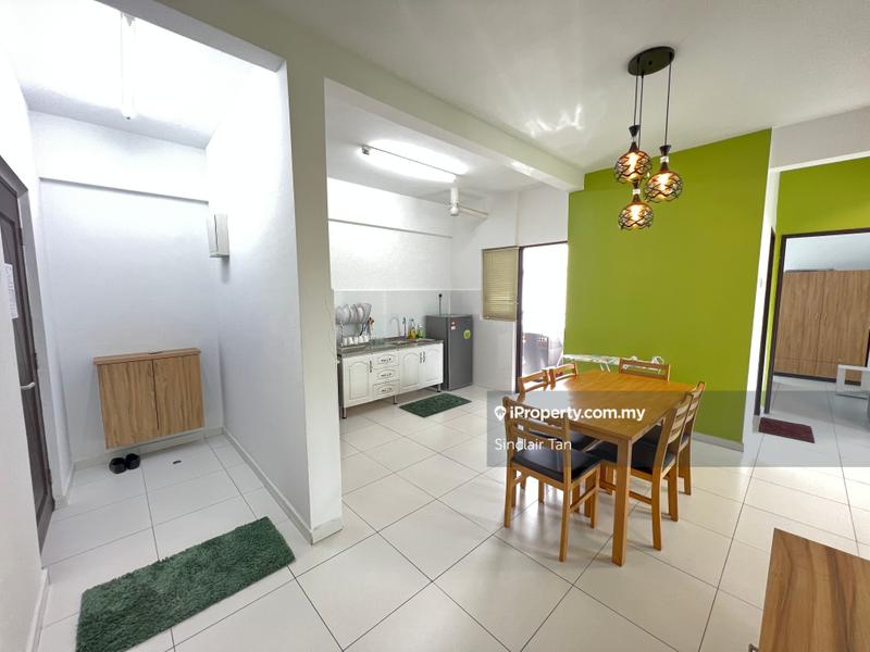 Kediaman Servis untuk Dijual di The Heights Residence oleh Geoffery Wee - iProperty.com.my