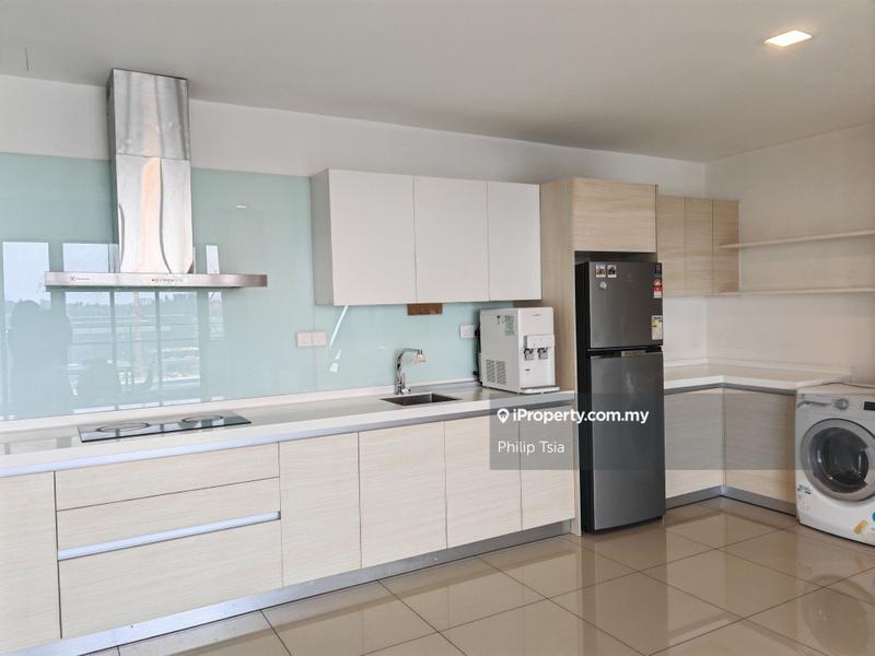 Service Residence for Sale in Utropolis Suites 2 by Philip Tsia - iProperty.com.my
