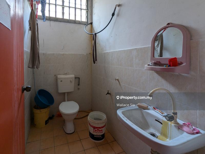 Kedai untuk Dijual di Taman Dato' Abdul Rashid Salleh, Beserah oleh Wallace Sia - iProperty.com.my