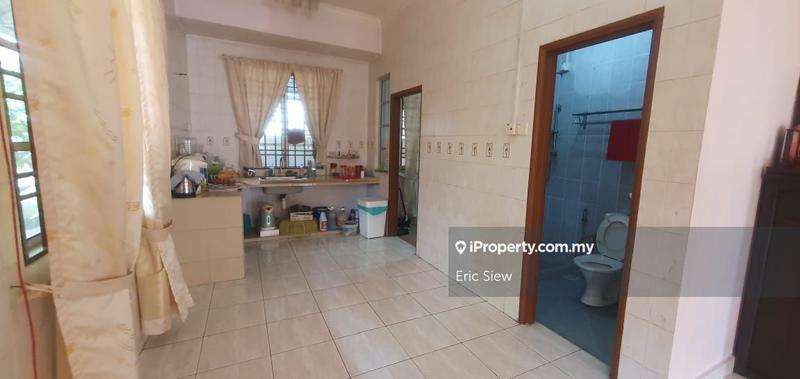 Semi-Detached House for Sale in Serdang, Seri Kembangan by Eric Siew - iProperty.com.my