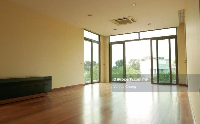 Bungalow House for Sale in Bukit Gita Bayu, Seri Kembangan by Venice Chong - iProperty.com.my