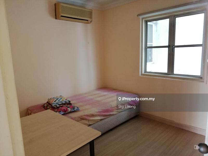 Kondominium untuk Dijual di Pantai Hillpark 5 oleh Sky Loong - iProperty.com.my