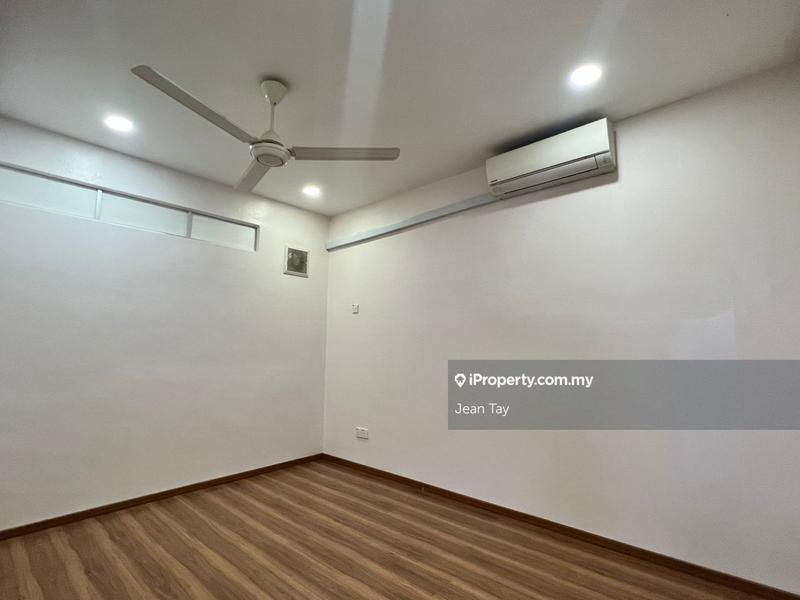 Rumah Berangkai 1.5 Tingkat untuk Dijual di Taman Saujana Indah, Bukit Katil oleh Jean Tay - iProperty.com.my