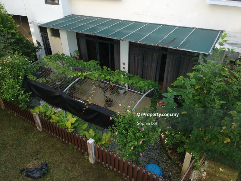 Semi-Detached House for Sale in Equine park, Seri Kembangan by Sophia Loh - iProperty.com.my