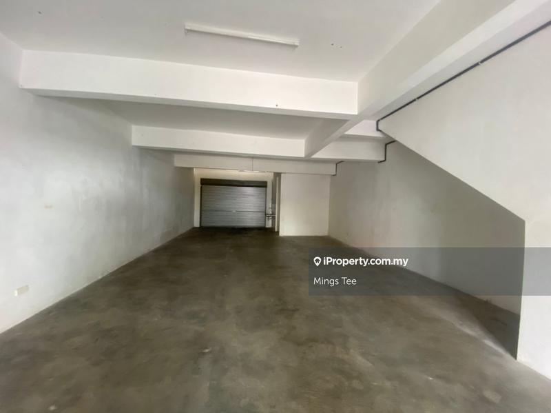 Kedai untuk Disewa di Taman Equine, Seri Kembangan oleh Mings Tee - iProperty.com.my