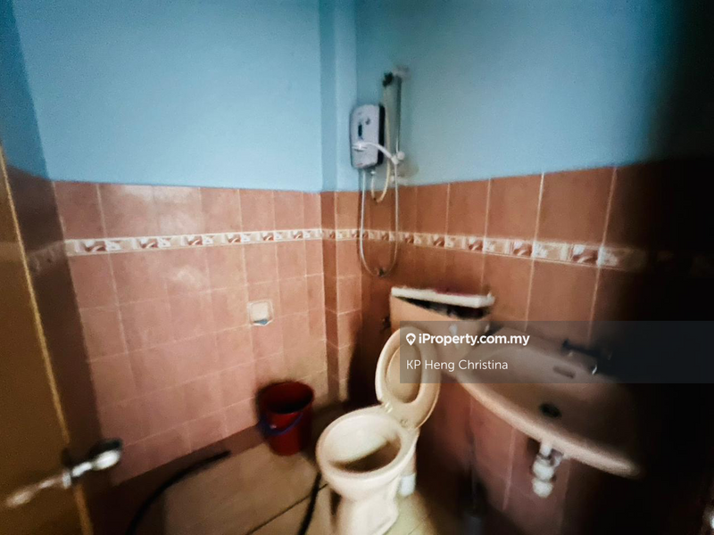 Rumah Teres untuk Dijual di Taman Cheng Setia, Cheng oleh KP Heng Christina - iProperty.com.my