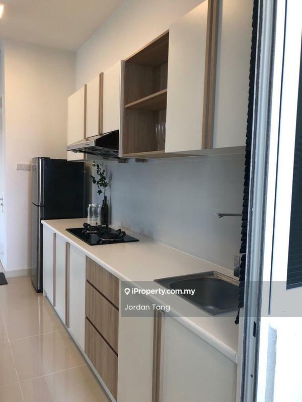 Kondominium untuk Disewa di Scenaria @ North Kiara Hills oleh Jordan Tang - Kitchen - iProperty.com.my