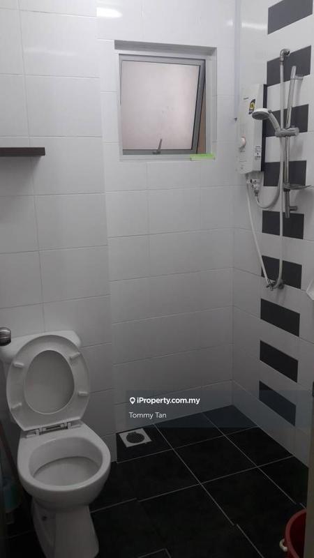 Condominium for Sale in Lagoon Suites by Tommy Tan - iProperty.com.my