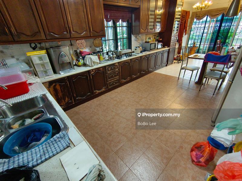 Semi-Detached House for Sale in Taman Overseas Union (Taman Oug), Jalan Klang Lama (Old Klang Road) by BoBo Lee - iProperty.com.my