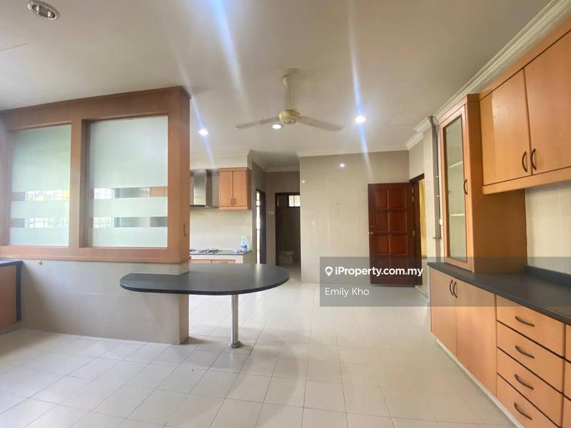 Bungalow House for Rent in Glenmarie Courts, Shah Alam by Emily Kho - iProperty.com.my