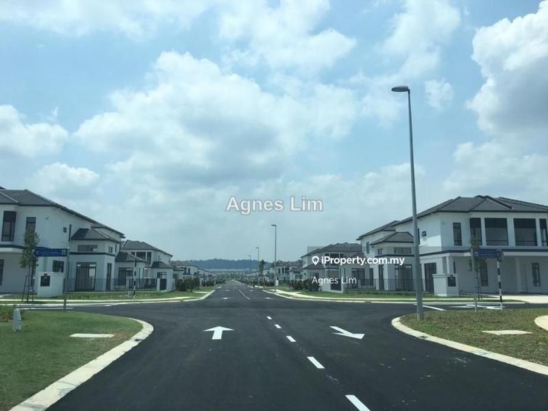 Rumah Berangkai 2 Tingkat untuk Dijual di Eco Grandeur, Puncak Alam oleh Agnes Lim - iProperty.com.my