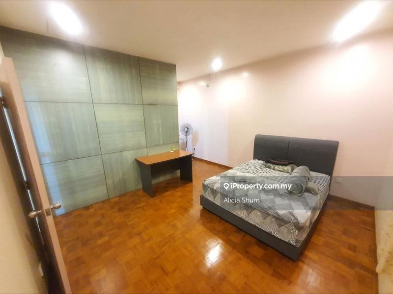 Rumah Teres untuk Dijual di Taman Bukit Jaya, Ulu Tiram oleh Alicia Shum - iProperty.com.my