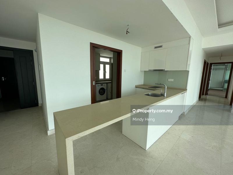 For Sale - Paradiso Nuova (Merak Kayangan)