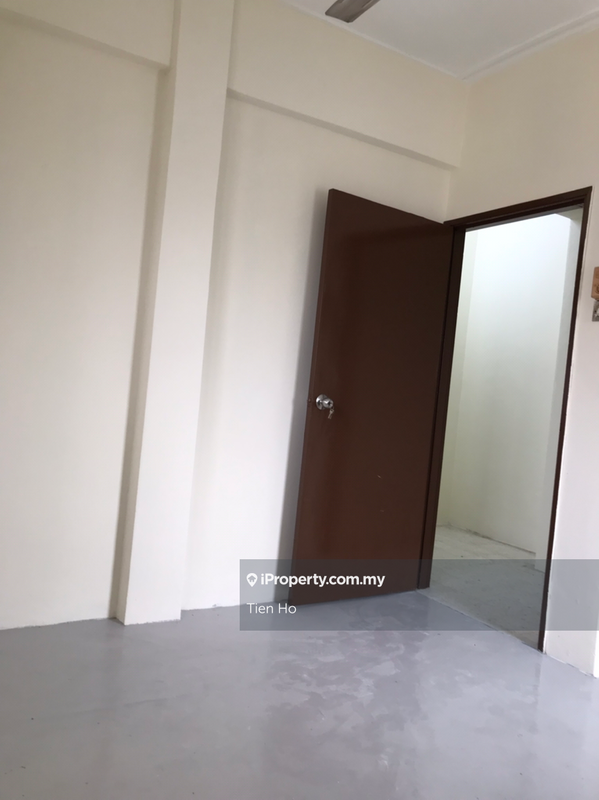 Apartment for Sale in Bayview Court by Tien Ho - iProperty.com.my