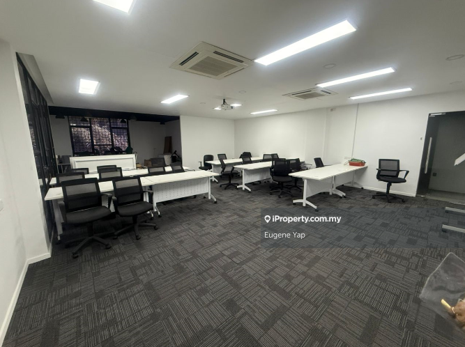 Shop for Sale in Taman Berkeley, Klang by Eugene Yap - iProperty.com.my