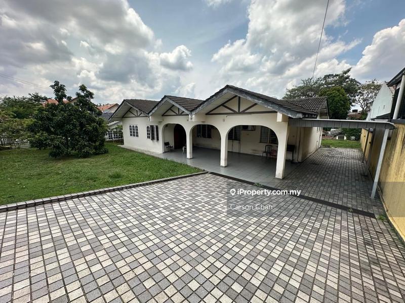 Bungalow House for Sale in SS1, Petaling Jaya by Carson Chan - iProperty.com.my