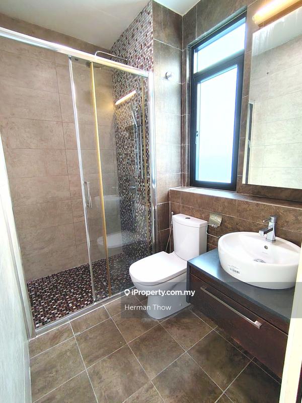 Service Residence for Sale in Isola by Herman Thow - iProperty.com.my