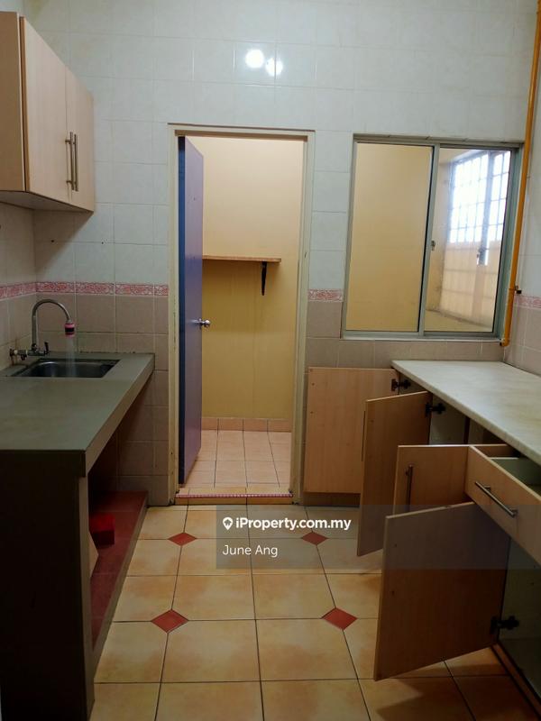 For Sale - Ketumbar Hill