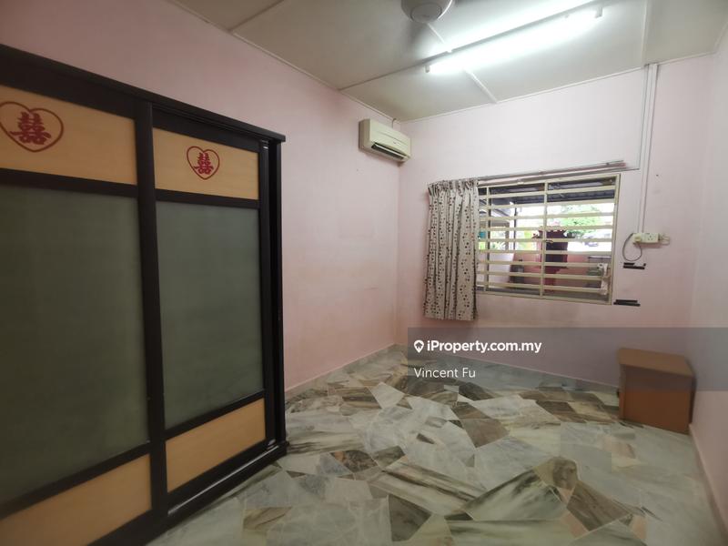 Rumah Teres 1-Tingkat untuk Dijual di Taman Layang Layang, Seremban oleh Vincent Fu - iProperty.com.my