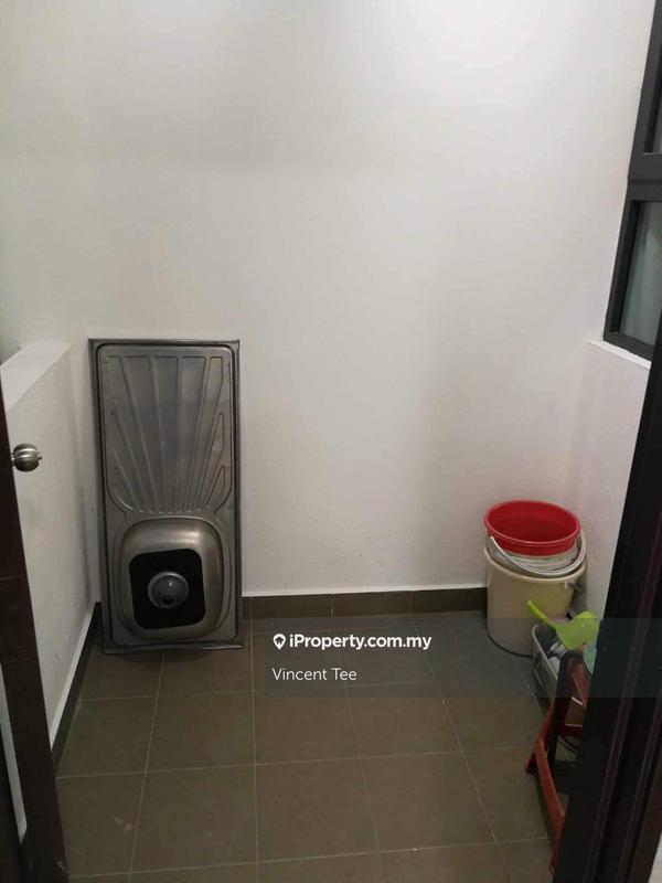 Service Residence for Sale in Symphony Tower (Menara Simfoni) by Vincent Tee - iProperty.com.my