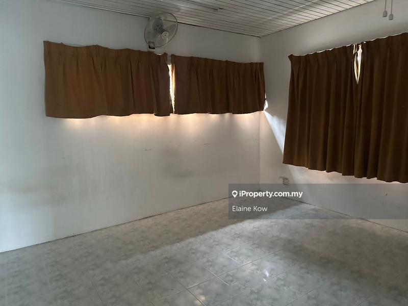 Bungalow House untuk Dijual di Seksyen 17, Petaling Jaya oleh Elaine Kow - iProperty.com.my