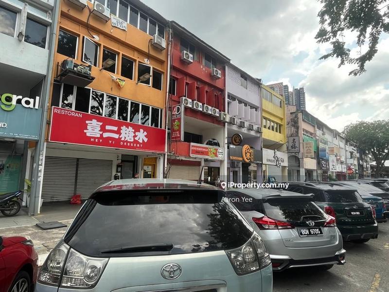 Shop for Sale in Taman United, Jalan Klang Lama (Old Klang Road) by Aaron Yee - iProperty.com.my
